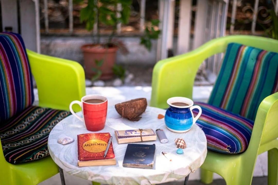 Surf Hostel Cabo "The Riptide" Сан-Хосе-дель-Кабо Экстерьер фото